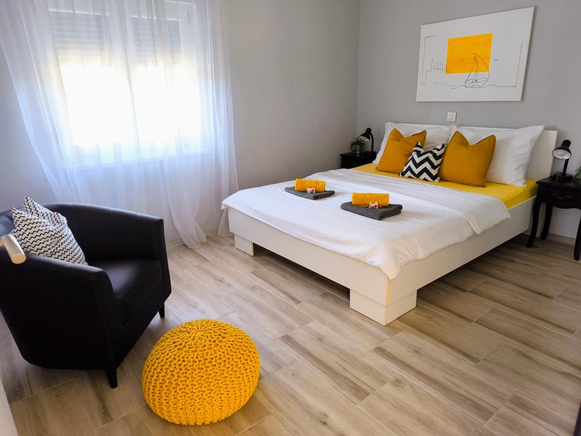House Kapetanovic Hotel Palit Bagian luar foto